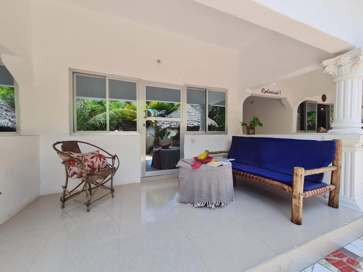 Beachfront Villa Ladha Ya Zanzibar Jambiani  Bagian luar foto