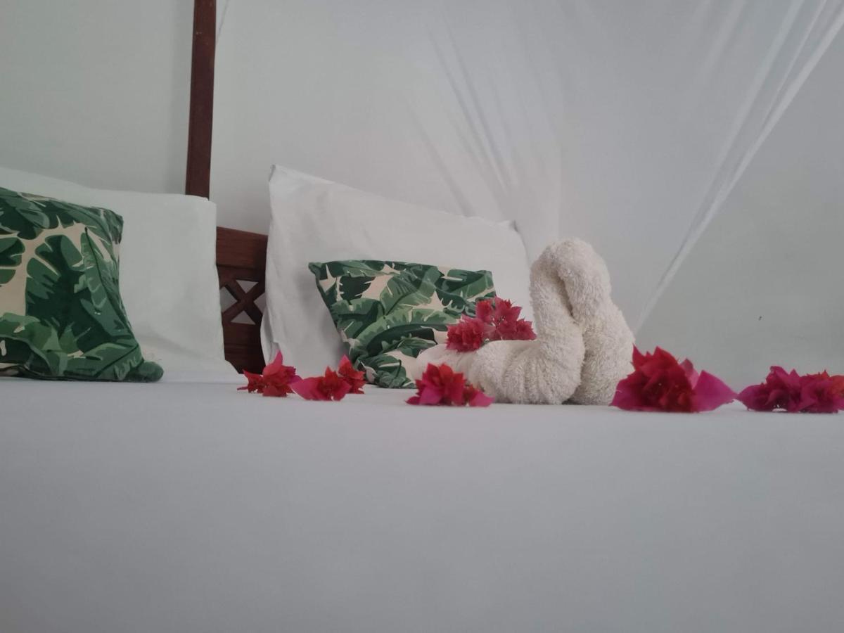 Beachfront Villa Ladha Ya Zanzibar Jambiani  Bagian luar foto